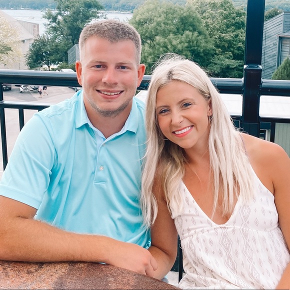 Meet your Posher, Mckenzie - Picture 1 of 1